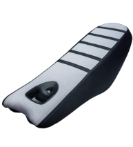GUTS SEAT